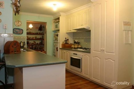 Property photo of 16 County Drive Berwick VIC 3806