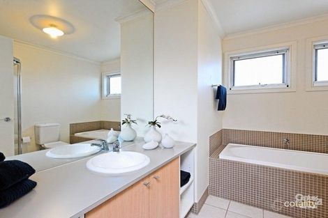 Property photo of 16 Muirfield Close Heatherton VIC 3202