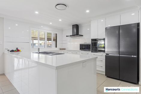 Property photo of 10 Gerygone Court Narangba QLD 4504