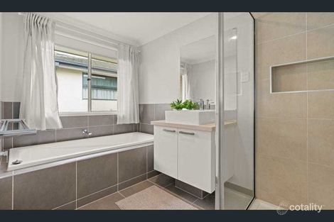 Property photo of 50 Stables Circuit Doncaster VIC 3108