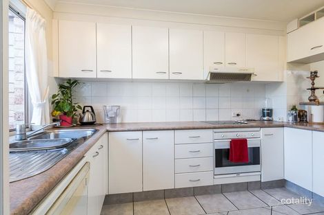 Property photo of 28/360 Simpsons Road Bardon QLD 4065