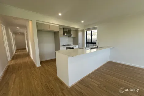 Property photo of 21 Knight Court Munno Para Downs SA 5115