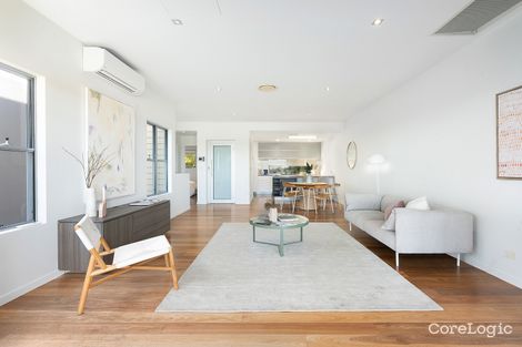 Property photo of 2/26 Wambool Street Bulimba QLD 4171