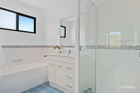 Property photo of 21 Bell Street Ormiston QLD 4160