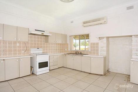 Property photo of 33 Denmark Street Merrylands NSW 2160