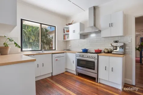 Property photo of 3 Randall Street Newtown QLD 4305