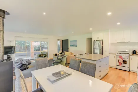 Property photo of 21 Eugenia Street Rye VIC 3941