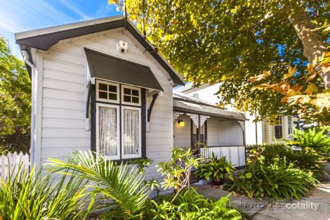 6 Dixon St, Hamilton, NSW 2303