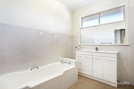 Property photo of 2 Sheahans Road Templestowe Lower VIC 3107