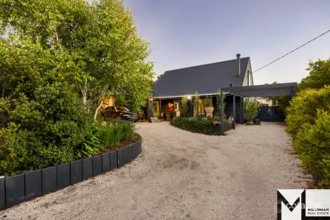 Property photo of 377 Sandy Road St Andrews Beach VIC 3941