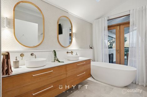 Property photo of 96 Clontarf Street Sorrento WA 6020