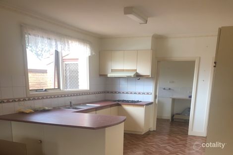 1/2 Service Rd, Blackburn, VIC 3130