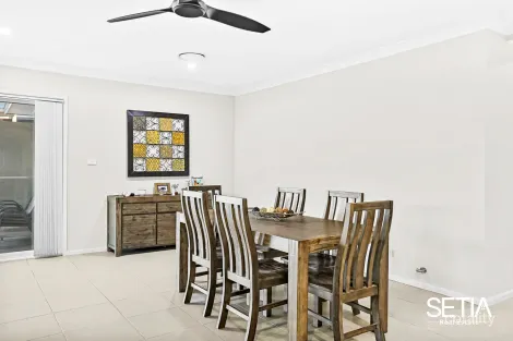 Property photo of 31 Armitage Drive Glendenning NSW 2761