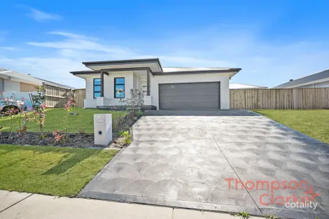 Property photo of 12 Ellipse Circuit Chisholm NSW 2322