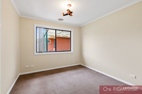 Property photo of 12 Queensbury Way Werribee VIC 3030