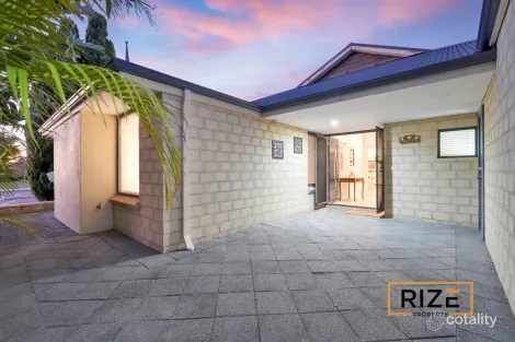 Property photo of 1 Jindare Loop Carramar WA 6031