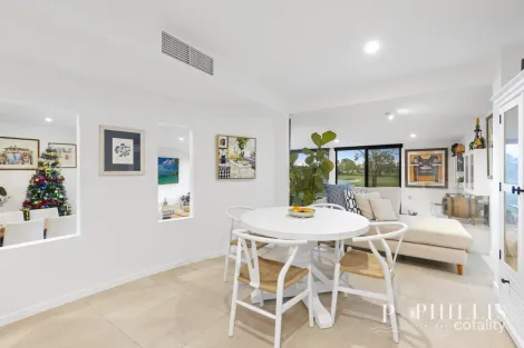 Property photo of 5459 Merion Terrace Hope Island QLD 4212