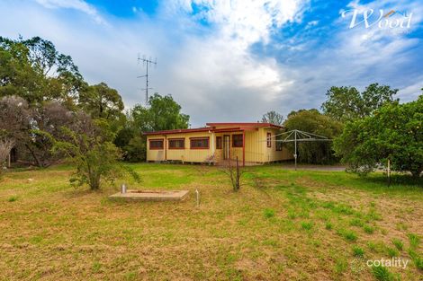 Property photo of 35 Third Avenue Henty NSW 2658