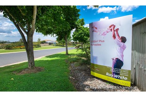 Property photo of 2 Peregrin Court Parkhurst QLD 4702