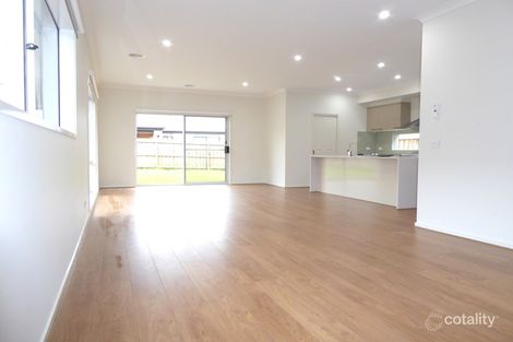 Property photo of 9 Hartland Drive Cranbourne North VIC 3977