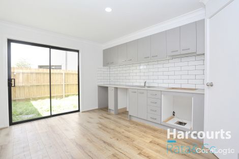 Property photo of 21 Daydream Place Wollert VIC 3750