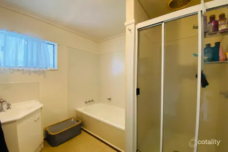 Property photo of 1 McLennan Court Dysart QLD 4745