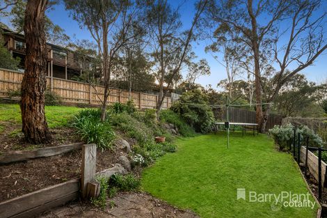 Property photo of 9 Bainbridge Drive Eltham VIC 3095