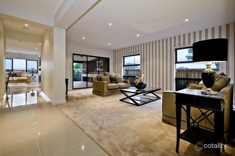 Property photo of 2 Geranium Grove Mernda VIC 3754