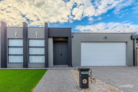 11 Isherwood Rd, Deanside, VIC 3336