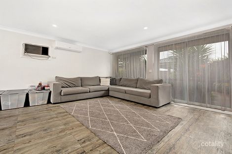 Property photo of 3 Collier Close St Helens Park NSW 2560