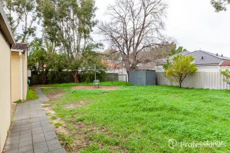 Property photo of 4 Erica Street Kelmscott WA 6111
