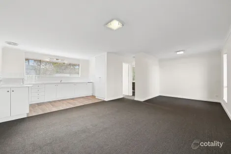Property photo of 10 First Avenue Hayborough SA 5211