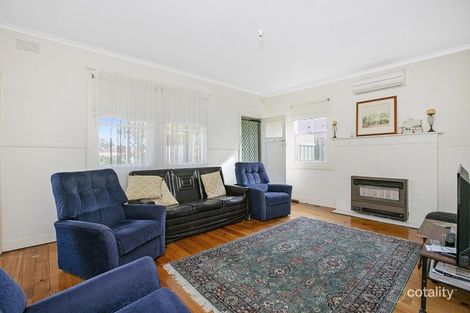 Property photo of 37 Sixth Avenue Rosebud VIC 3939