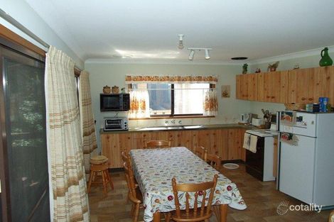 Property photo of 6 Parkinson Street Narrawallee NSW 2539