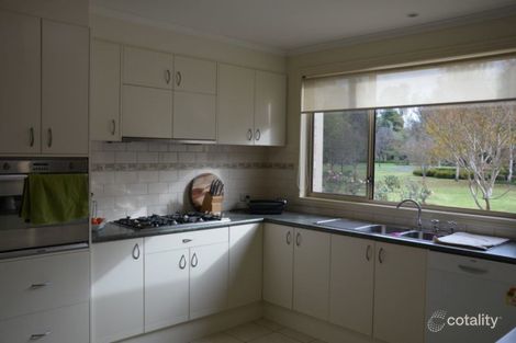 Property photo of 17 Arcadia Downs Drive Kialla VIC 3631