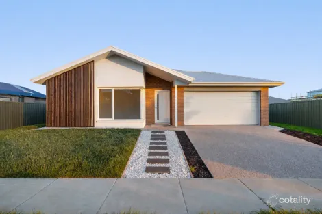 21 Carbery Way, Lucas, VIC 3350