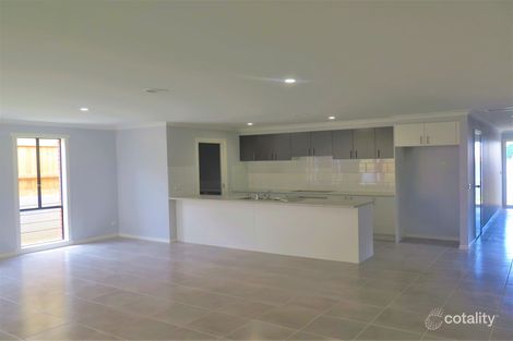 Property photo of 18 Cherokee Parade Clyde VIC 3978