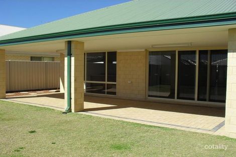 Property photo of 14 Highcliffe Circle Lakelands WA 6180