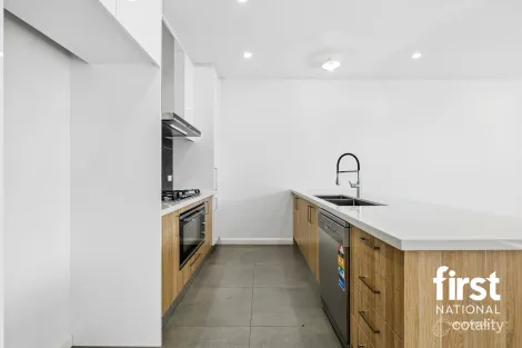 Property photo of 69 Surin Road Tarneit VIC 3029