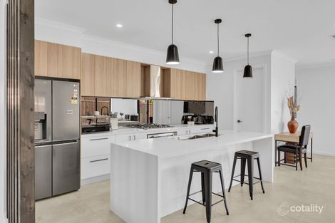 Property photo of 16 Sublime Point Road Bacchus Marsh VIC 3340
