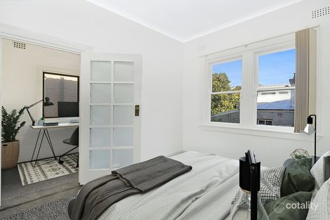 2/76 Hall St, Bondi Beach, NSW 2026