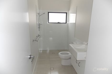 Property photo of 17/30 Sapphire Place Elanora QLD 4221
