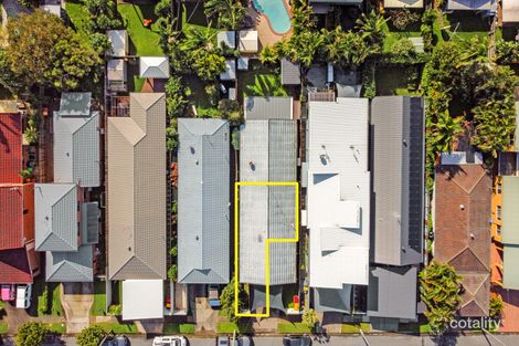 Property photo of 1/23 Chainey Avenue Miami QLD 4220
