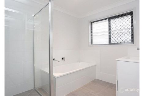 Property photo of 94 Samford Drive Holmview QLD 4207