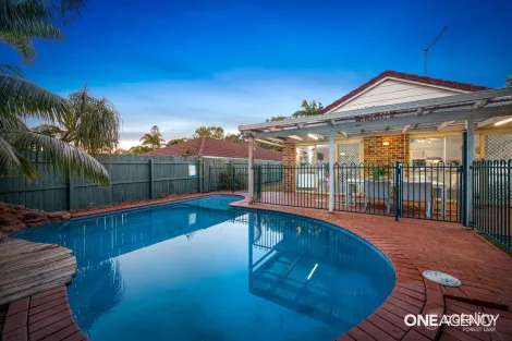 Property photo of 7 Terranora Place Forest Lake QLD 4078