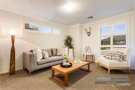 Property photo of 21 Edgecomb Street Keysborough VIC 3173