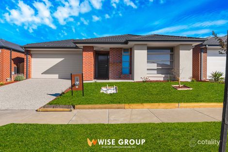 22 Sloane Dr, Clyde North, VIC 3978