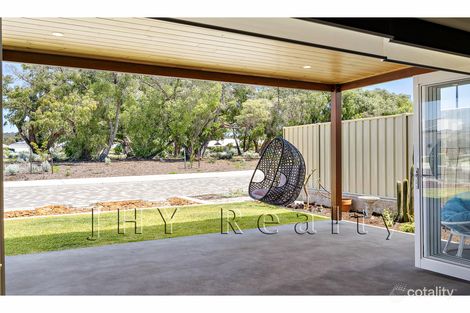 Property photo of 7 Henley Approach Dunsborough WA 6281