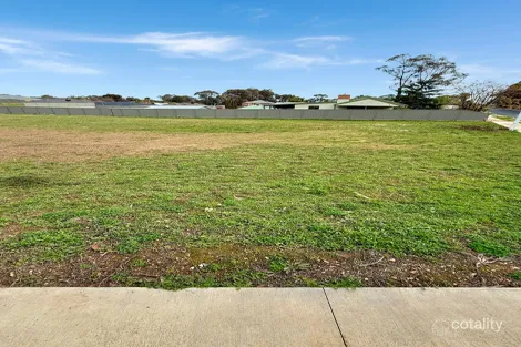 Property photo of 40 Cousins Street Strathdale VIC 3550