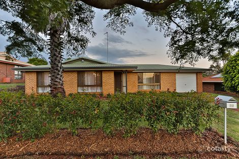 10 Croydon St, Harristown, QLD 4350